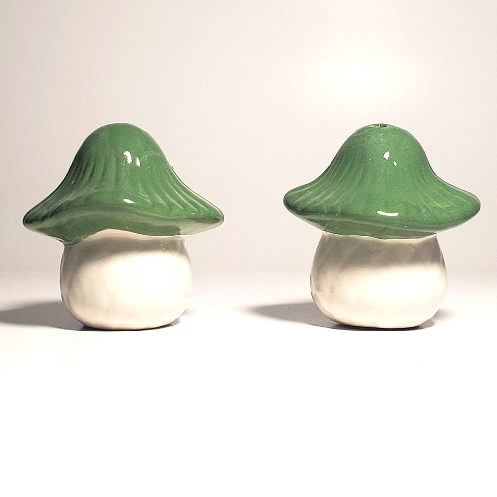 SALT and PEPPER SHAKERS Mushrooms Minis New in Box 2.25" Tall